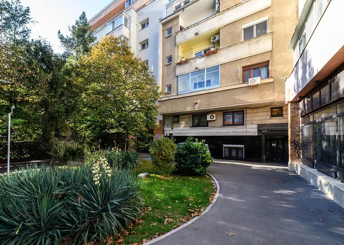 Urban Retreat - 2br Flat Steps From Old Town דירה *